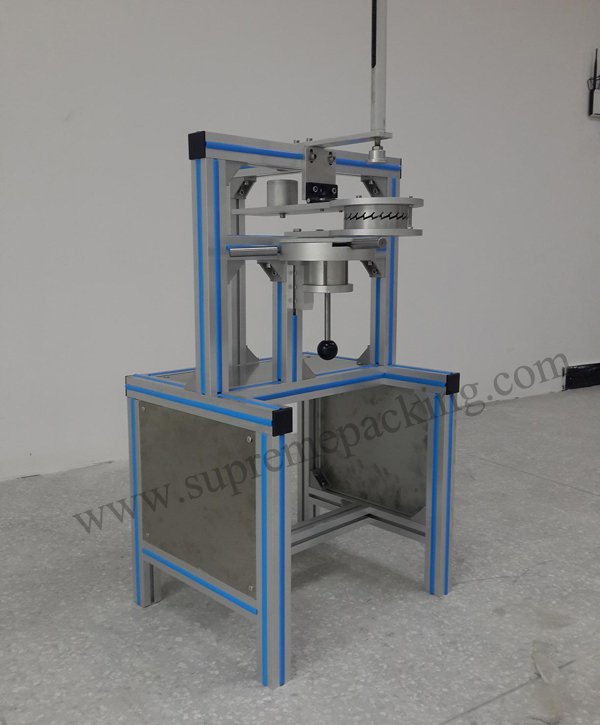 Manual soap pleat wrapping machine